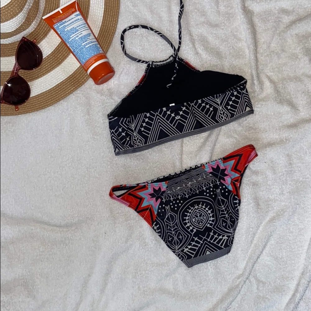 Halter Bikini - Picture 4 of 5